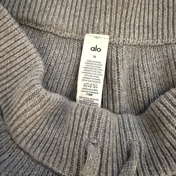 ALO Domain Rib Gray Knit Pants - Picture 5 of 7